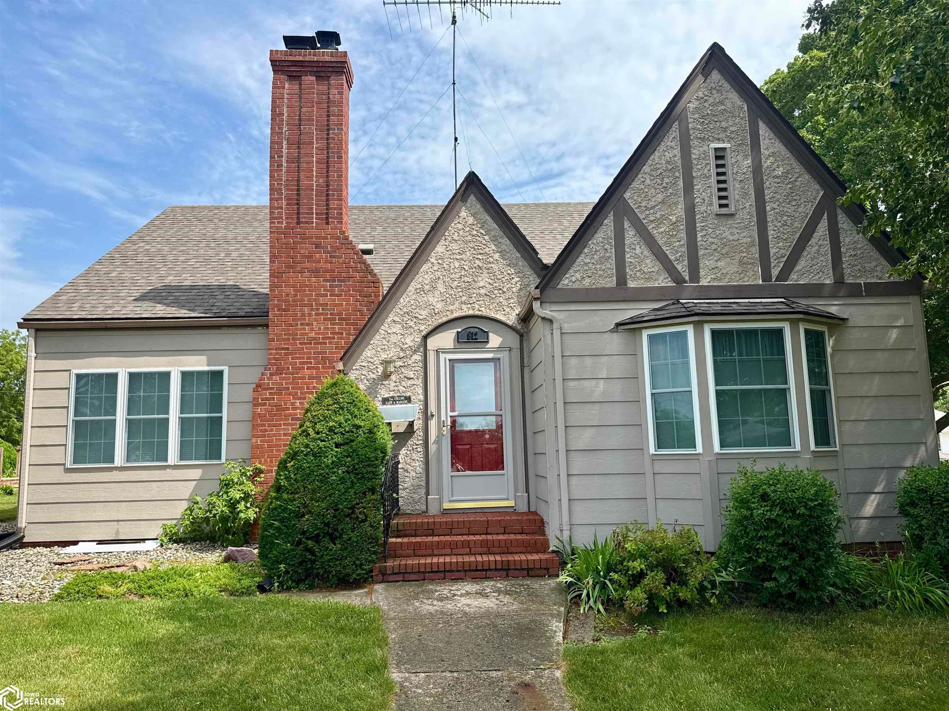 Photo 1 of 78 — 812 Chicago Street, Audubon, IA 50025