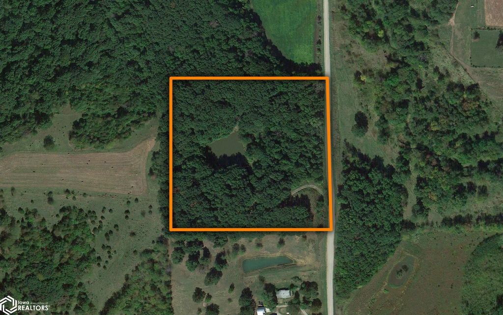 Photo of TBD Echo Avenue, Bloomfield, IA 52537 (MLS # 6337767)
