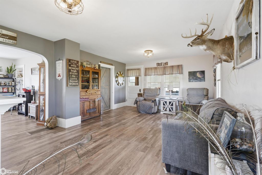 Photo of 9054 113th Street, Burlington, IA 52601 (MLS # 6337492)