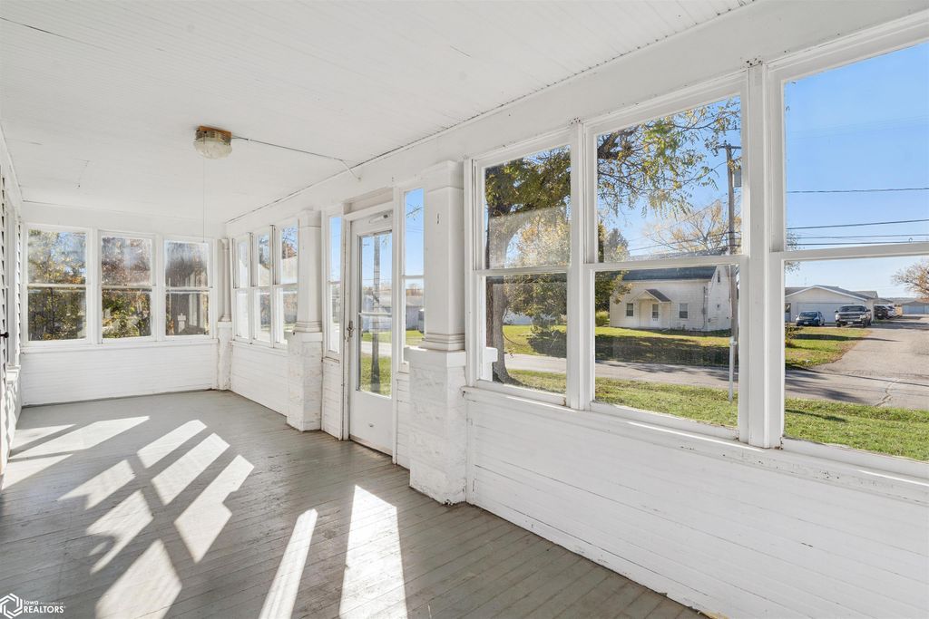 Photo of 403 S Webster Street, Le Grand, IA 50142 (MLS # 6333472)