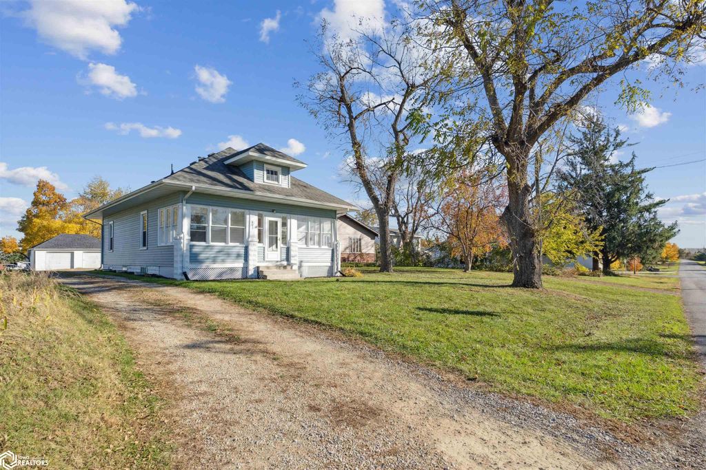 Photo of 403 S Webster Street, Le Grand, IA 50142 (MLS # 6333472)