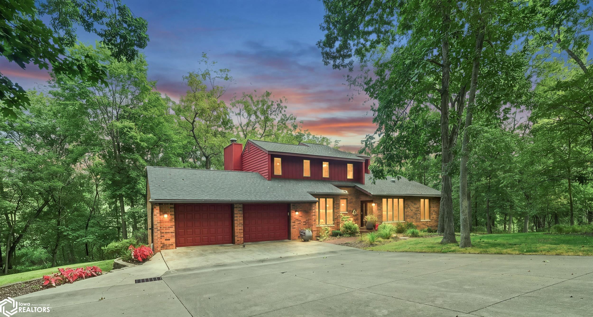 411 Heatherwood Circle