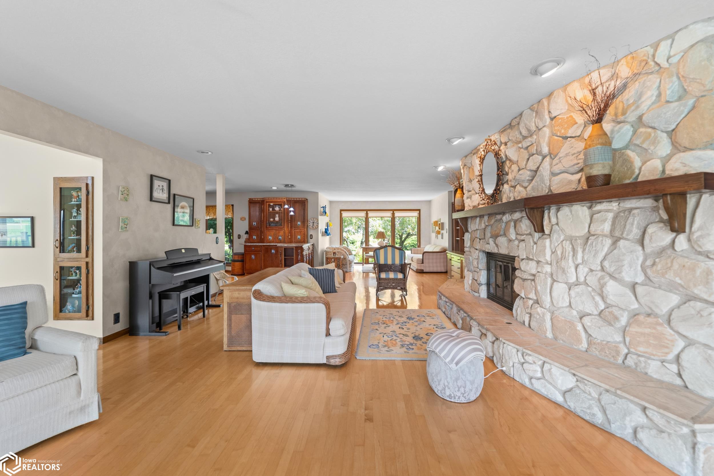 2215 Fenton Avenue
