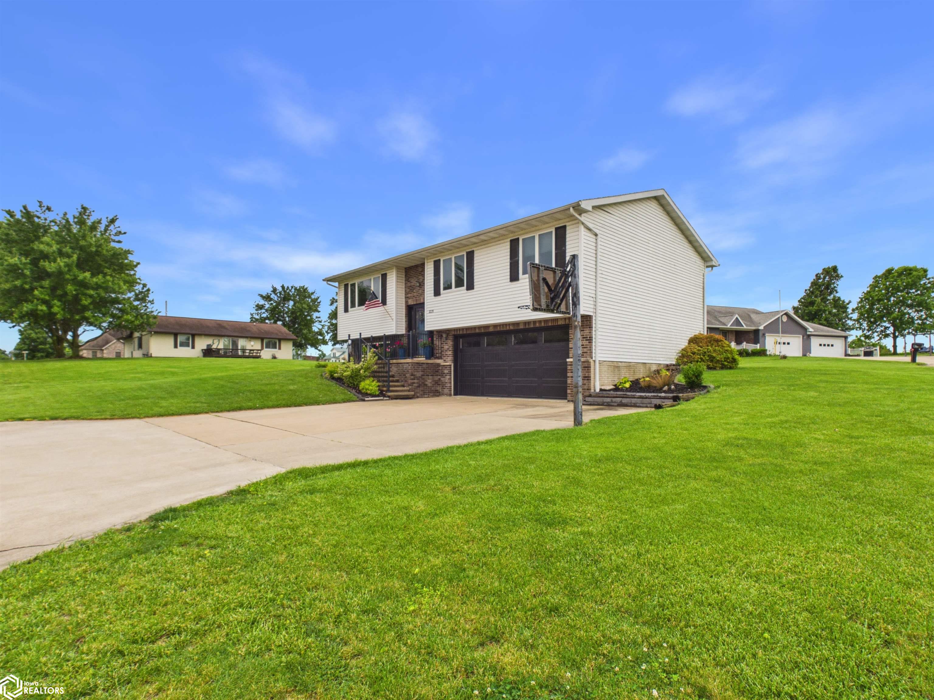3226 Timberline Drive