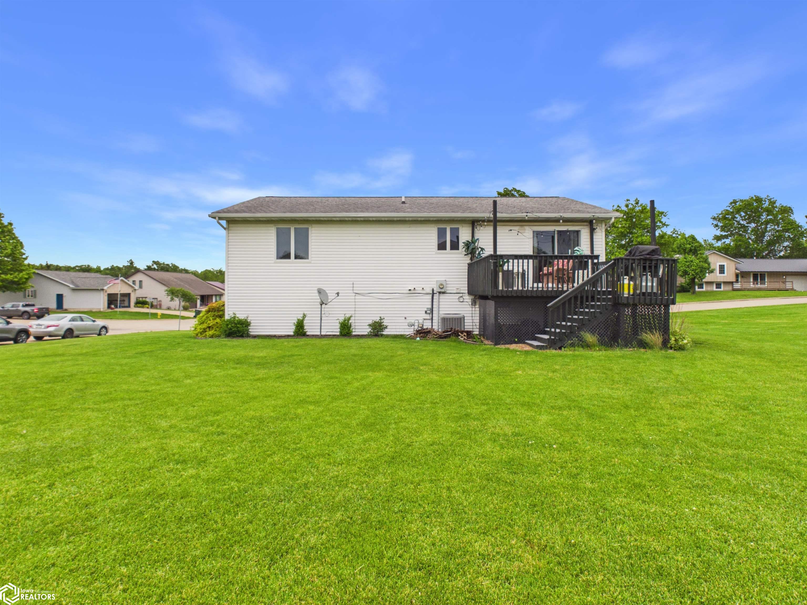 3226 Timberline Drive