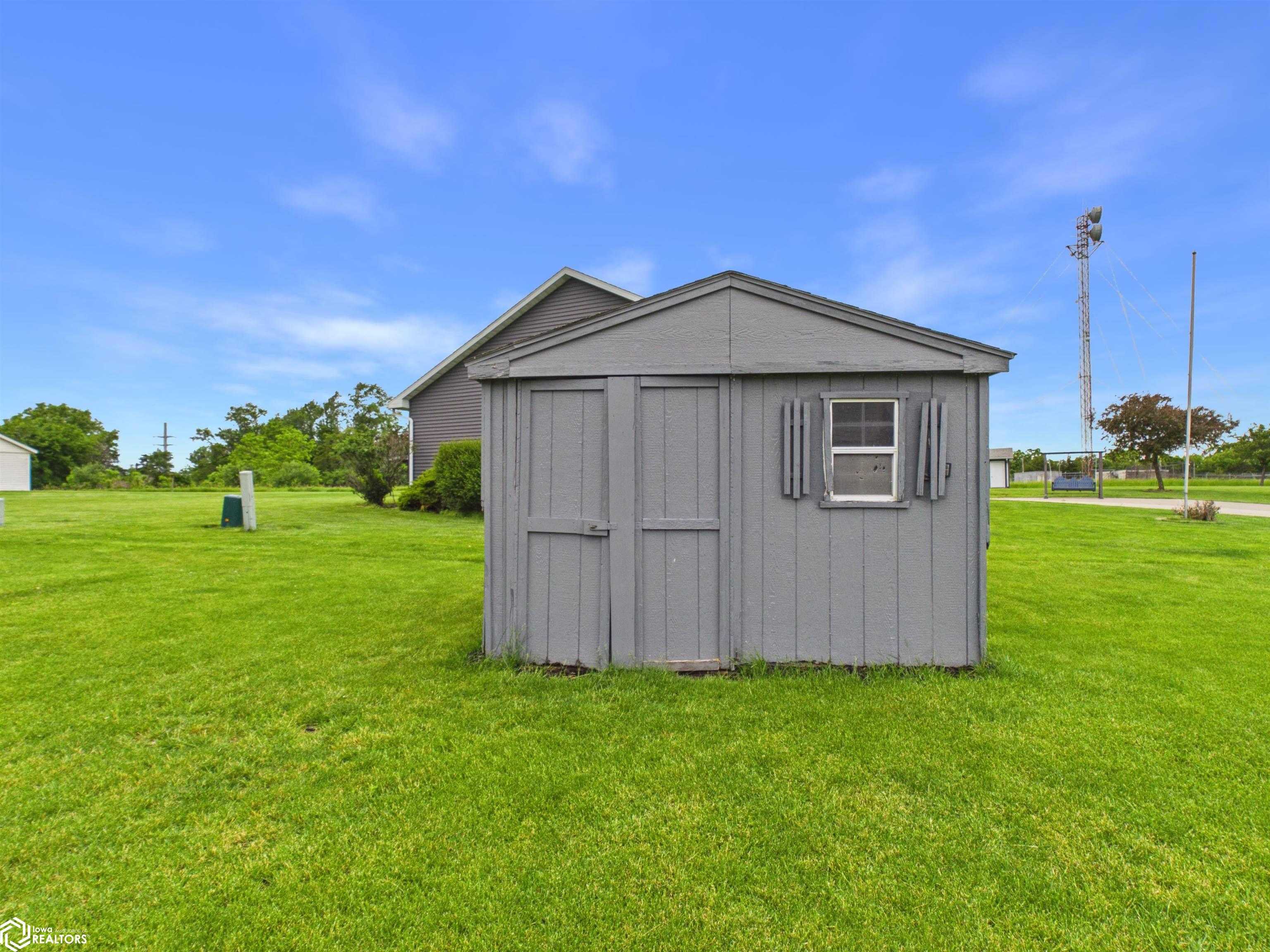 3226 Timberline Drive