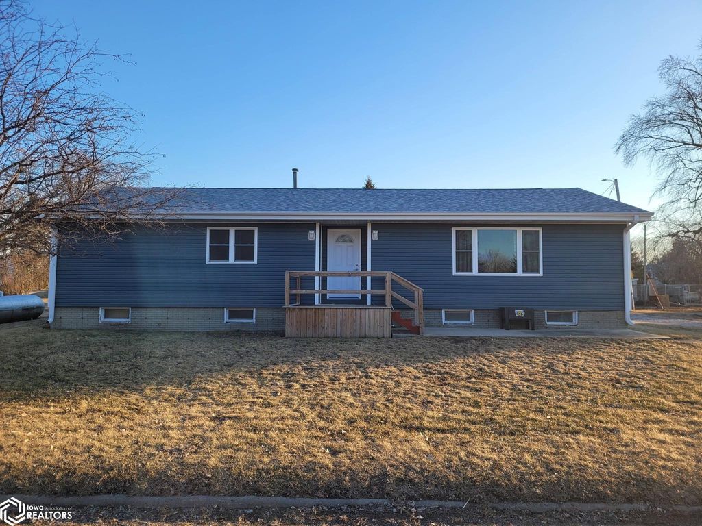 Photo of 105 E 6Th Street, Delta, IA 52550 (MLS # 6335561)