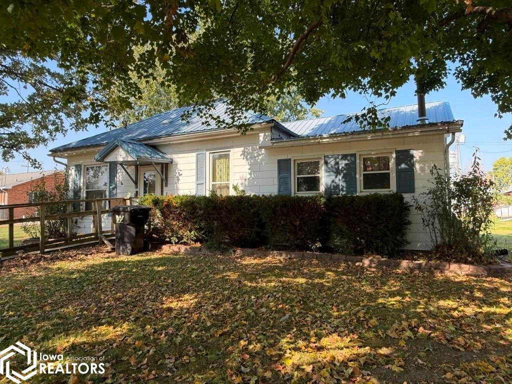 Photo of 107 E Jackson Street, Salem, IA 52649 (MLS # 6333015)