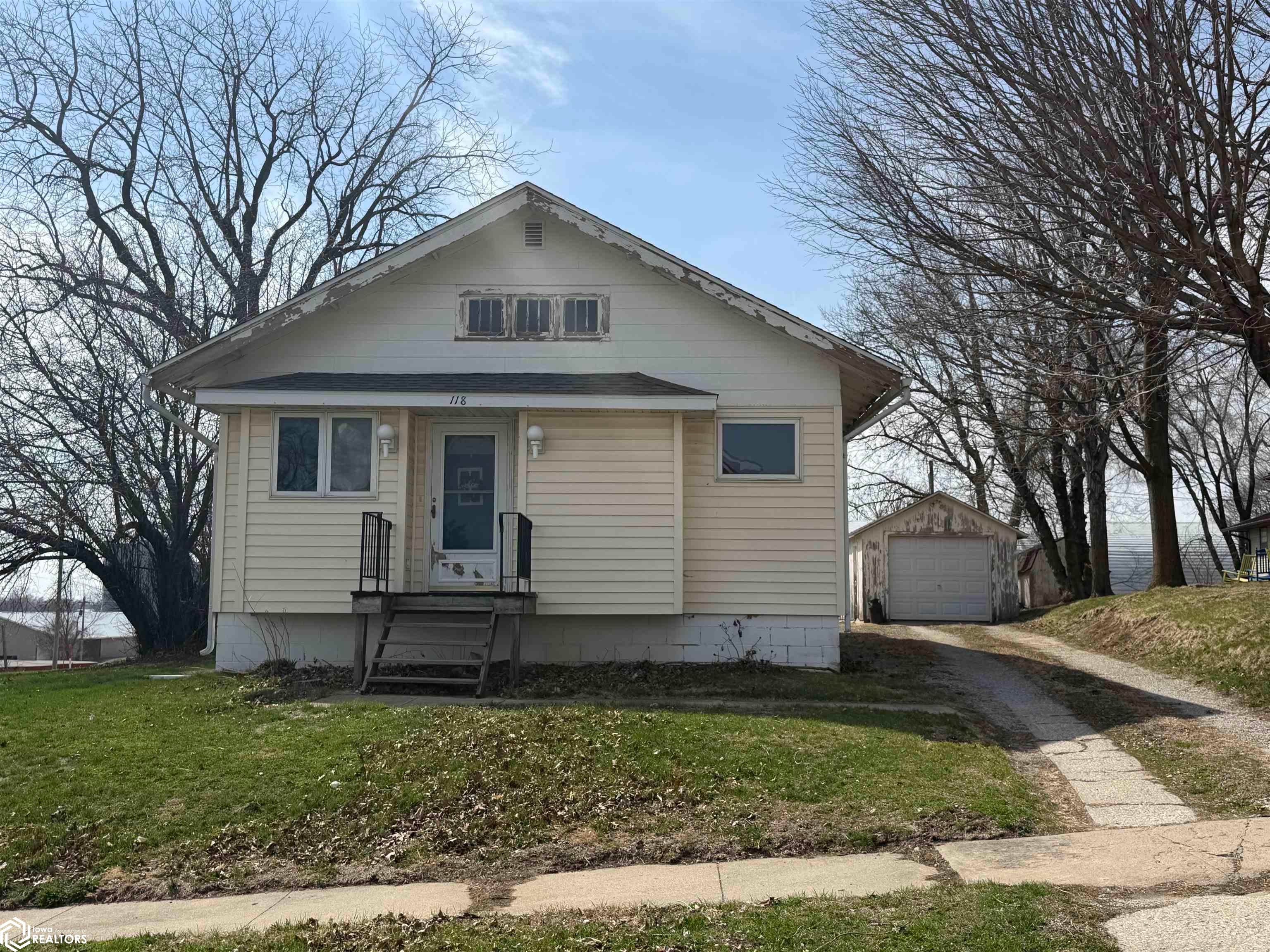 215 Clay Street