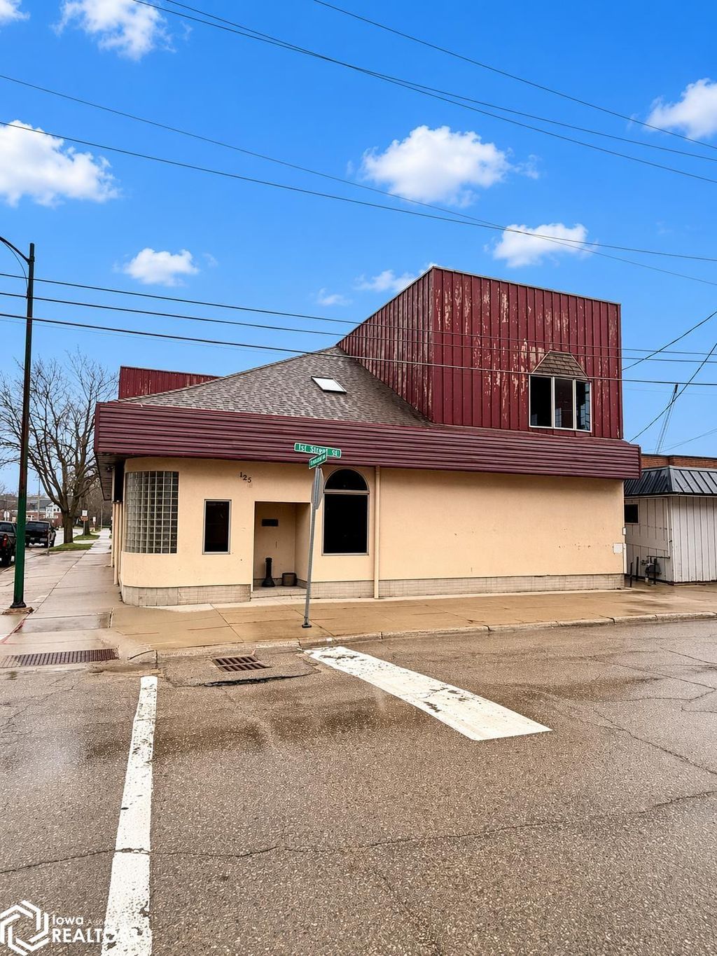 Photo of 125 1st Street SE, Mason City, IA 50401 (MLS # 6337213)