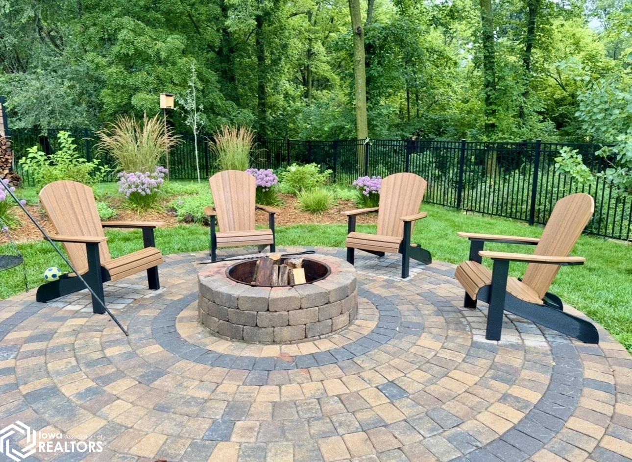 103 Briarwood Bend
