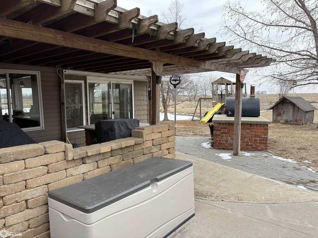 Photo of 1274 Jefferson Keokuk Street, Ollie, IA 52576 (MLS # 6335436)