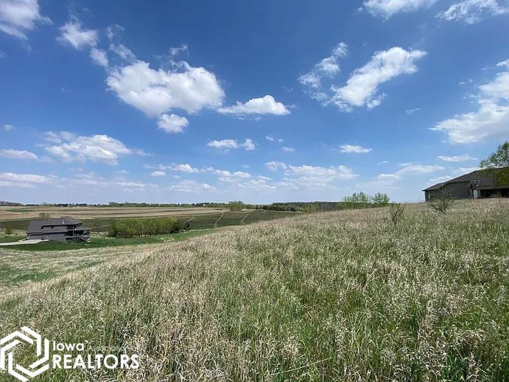 Photo of LOT 15 GRANDFIELD Estates, Council Bluffs, IA 51503 (MLS # 6337595)