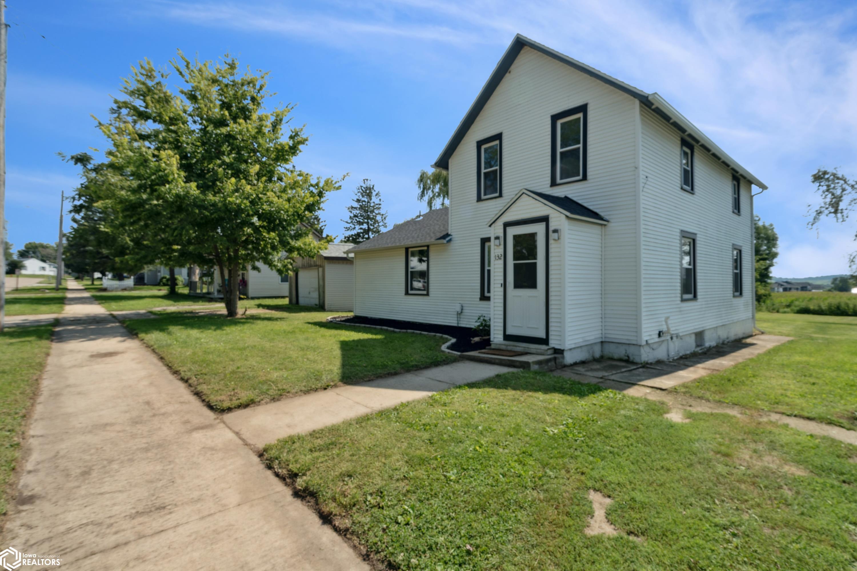 132 Green Street - Photo 4
