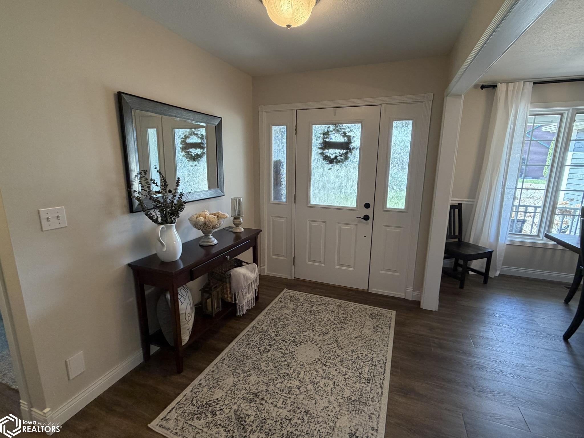 1225 Riverview Circle