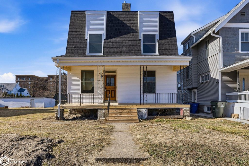 Photo of 1426 3rd Avenue SE, Cedar Rapids, IA 52403 (MLS # 6336243)