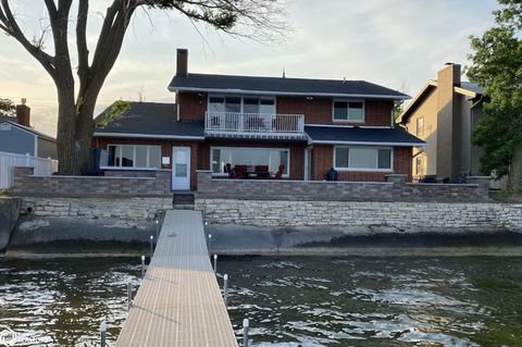 4665 N Shore Drive Clear Lake IA 50428