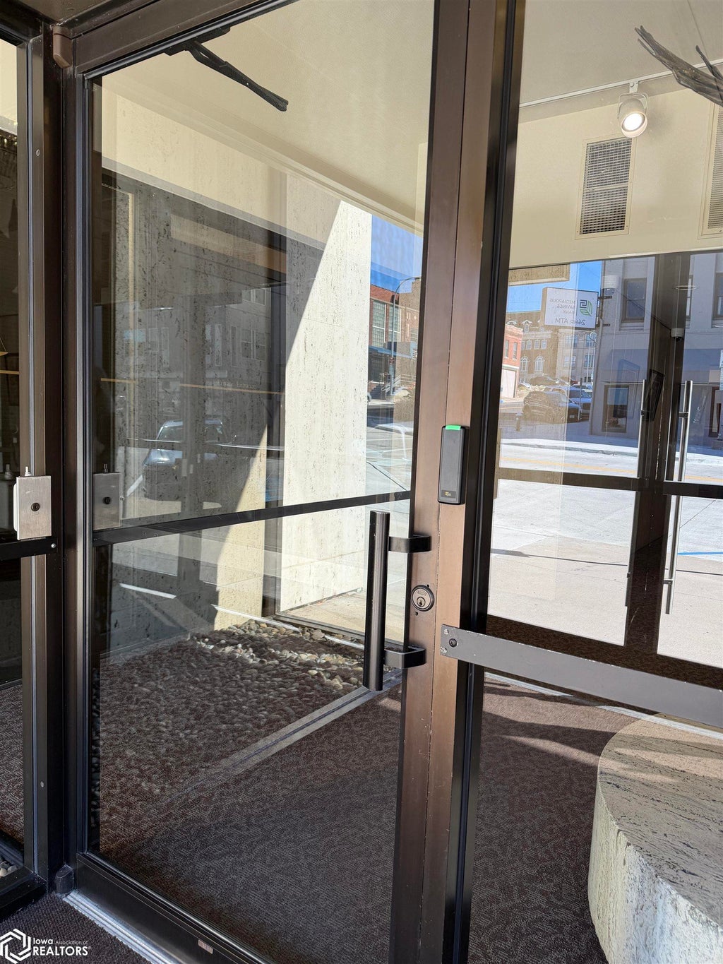 Photo of 320 N 3rd Streets #500, Burlington, IA 52601 (MLS # 6343488)