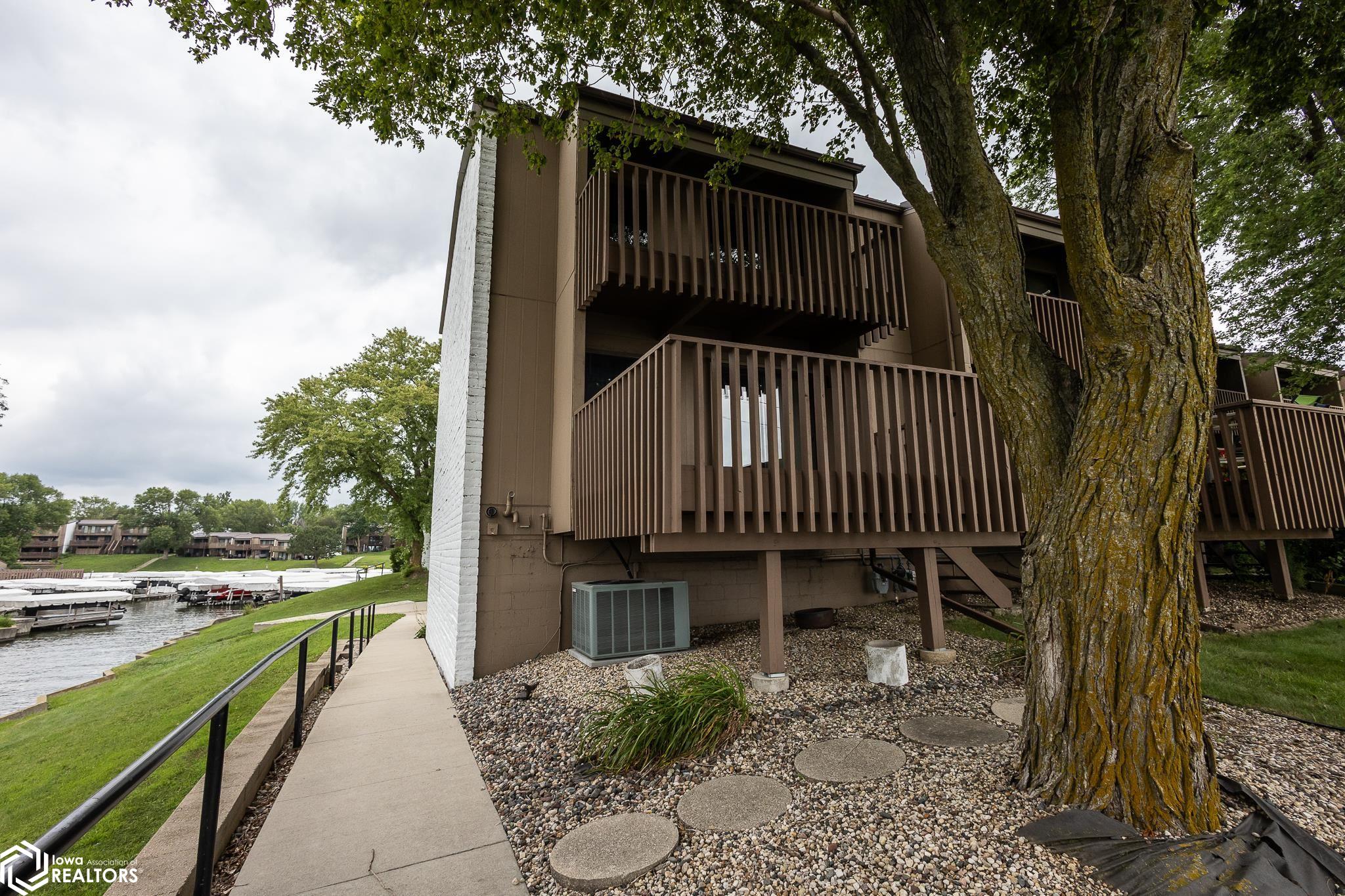 2700 N Shore Drive B14