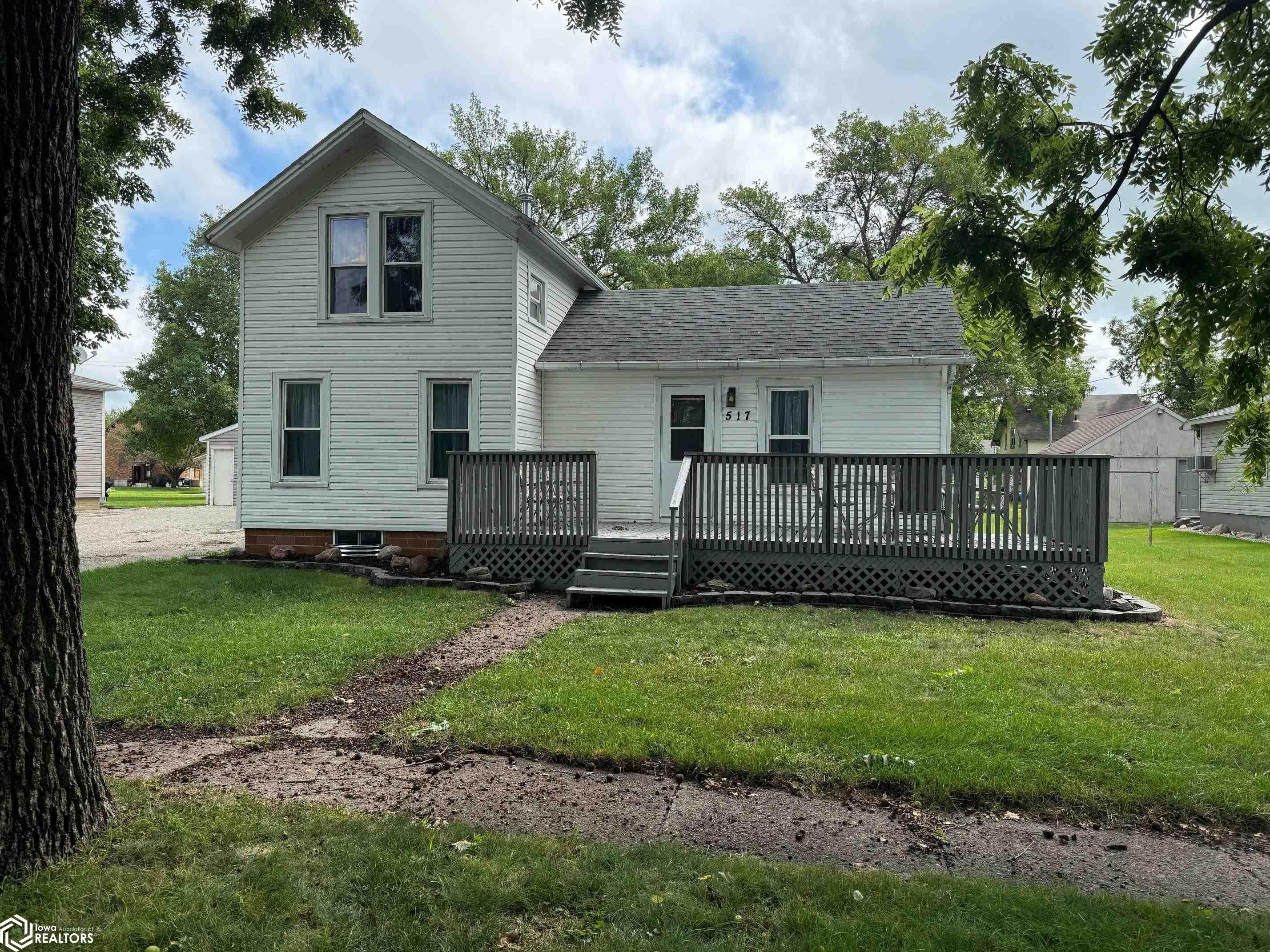Photo 1 of 9 — 517 7th Street, Whittemore, IA 50598