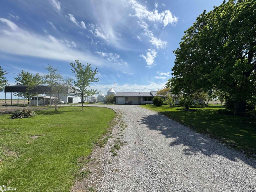 Photo of 18745 Highway J46, Centerville, IA 52544 (MLS # 6337717)