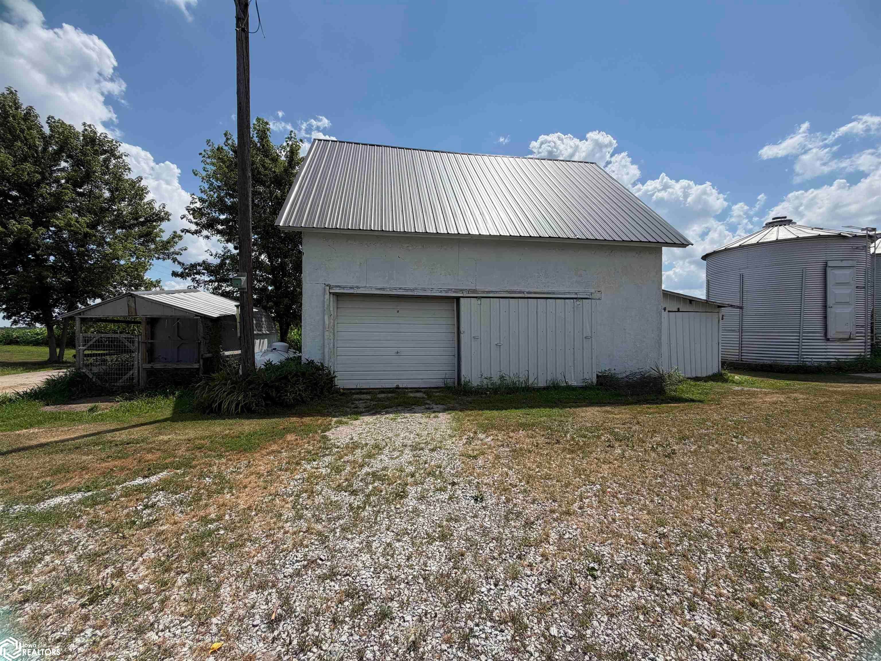 18745 Highway J46