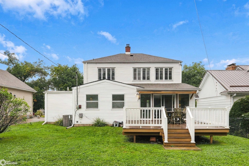 Photo of 1512 Kalsem Boulevard, Marshalltown, IA 50158 (MLS # 6343509)