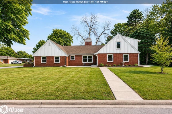 255 WILLOWBROOK DR, MASON CITY, IA 50401 - Image 2dab54b8e719a5ec1623c034ae8d62de/2938405551