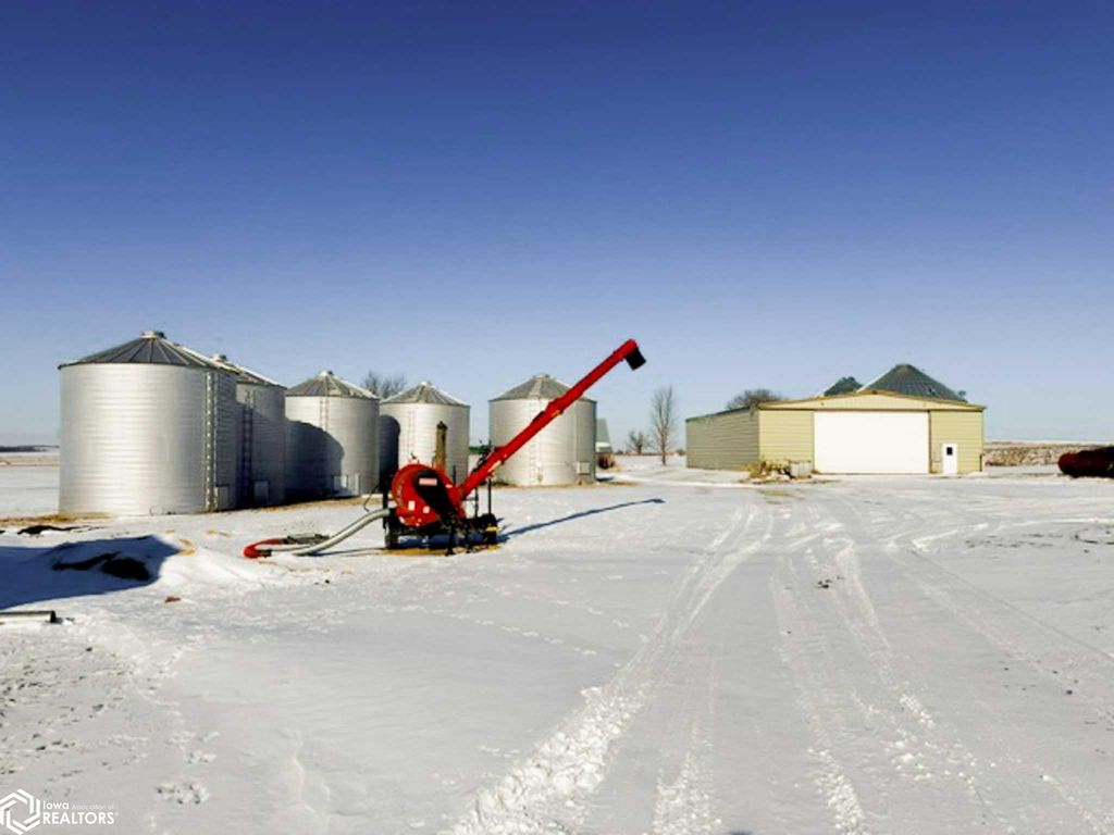 Photo of 56272 380th st St, Hastings, IA 51540 (MLS # 6335035)