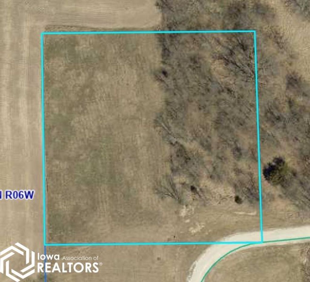 Photo of Pin Oaks Lot 8, Mount Pleasant, IA 52641 (MLS # 6309313)