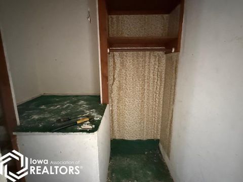 Tiny photo for 610 E Henry Street, Mount Pleasant, IA 52641 (MLS # 6336841)
