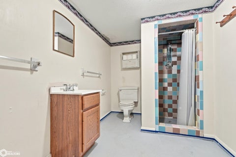 Tiny photo for 507 S Jackson Street, Mount Pleasant, IA 52641 (MLS # 6342963)