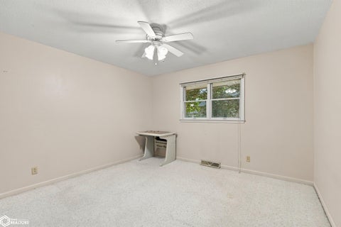 Tiny photo for 507 S Jackson Street, Mount Pleasant, IA 52641 (MLS # 6342963)