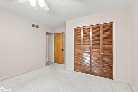 Tiny photo for 507 S Jackson Street, Mount Pleasant, IA 52641 (MLS # 6342963)