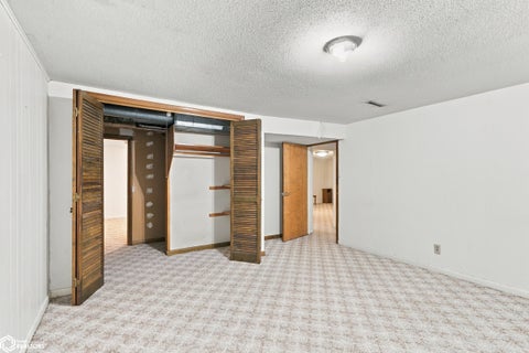 Tiny photo for 507 S Jackson Street, Mount Pleasant, IA 52641 (MLS # 6342963)