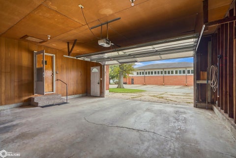 Tiny photo for 507 S Jackson Street, Mount Pleasant, IA 52641 (MLS # 6342963)