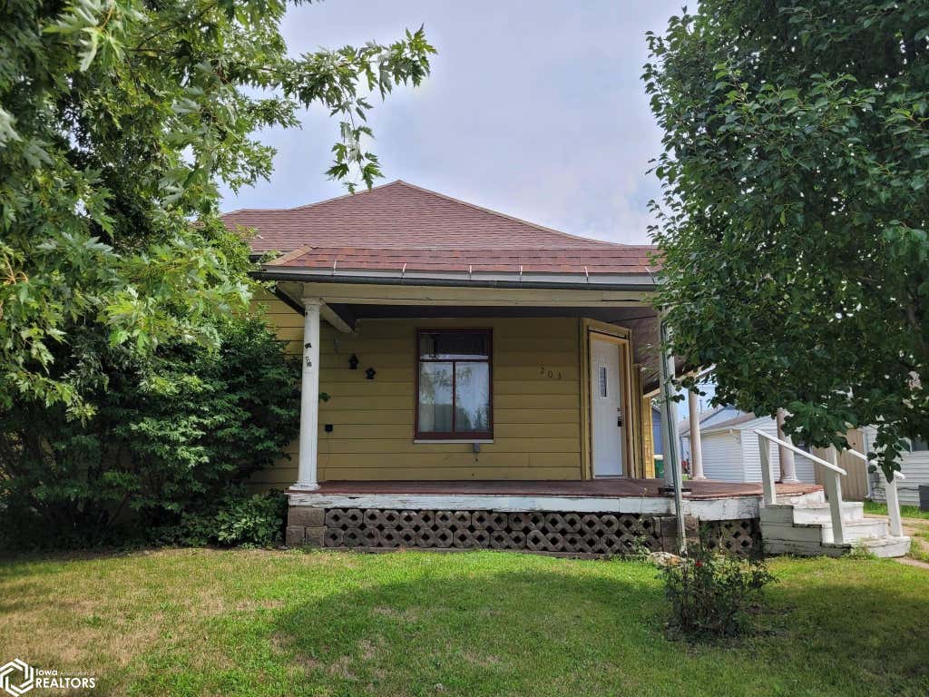Photo of 203 N Barnes Street, What Cheer, IA 50268 (MLS # 6341458)