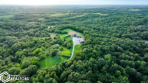 23500 537 Ln. Chariton IA 50049