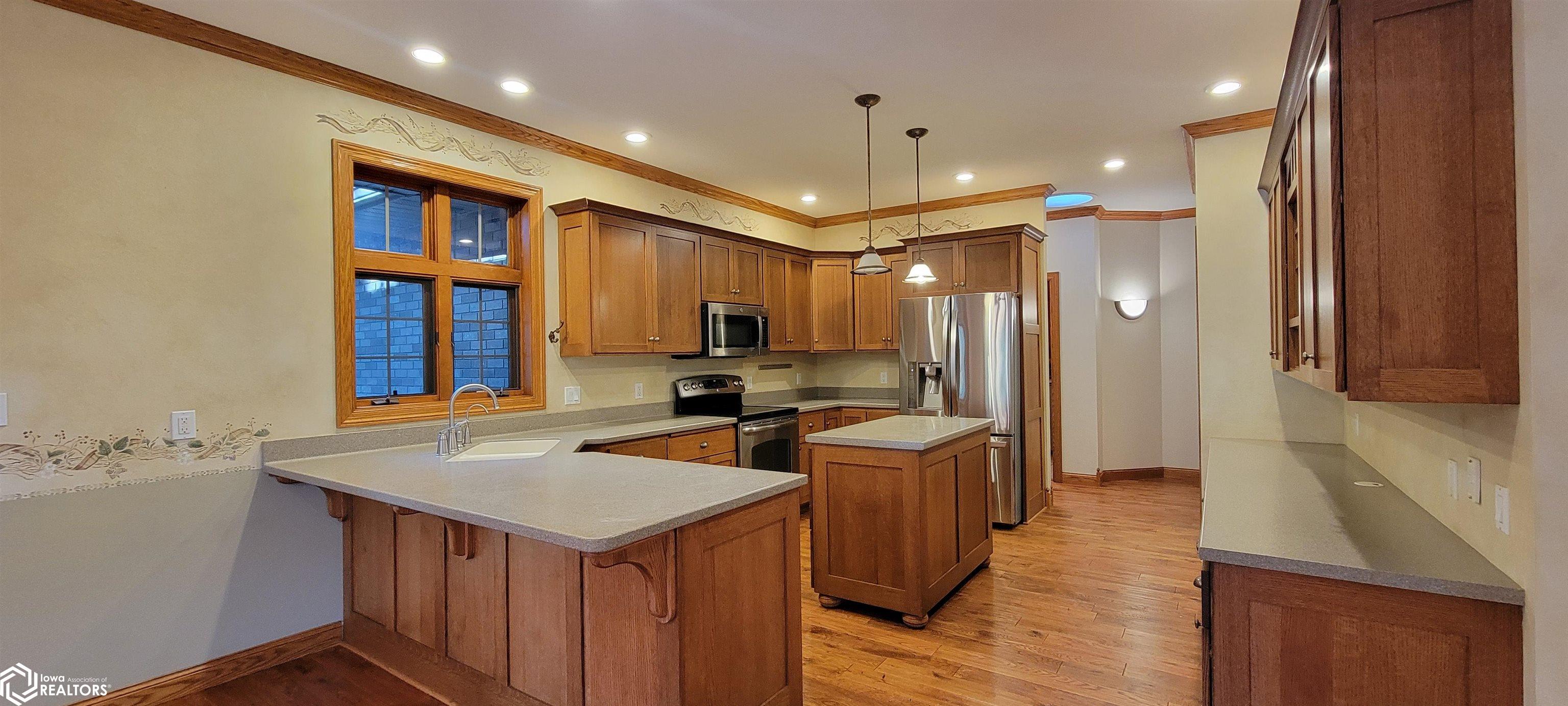 402 Timber Estates