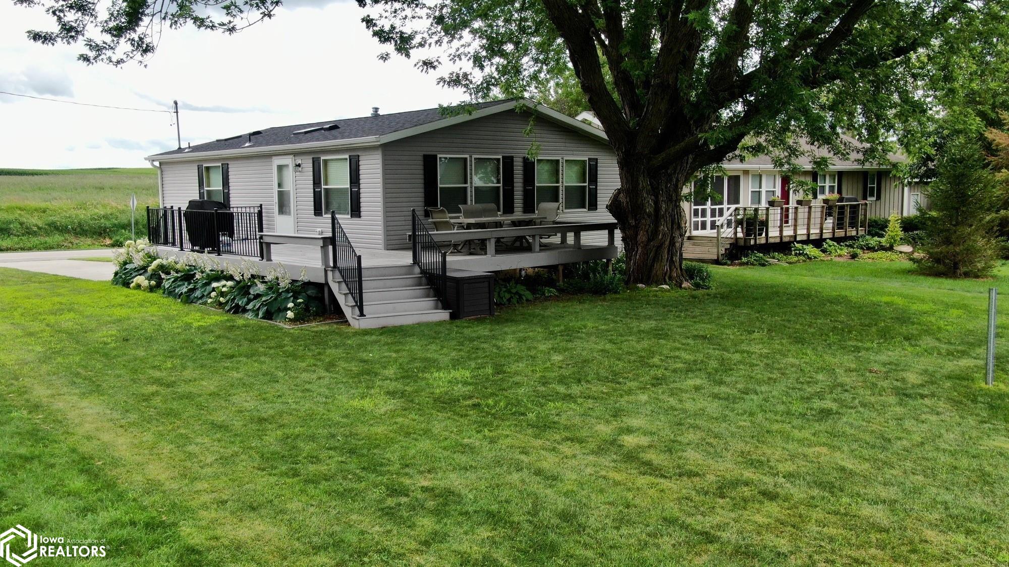 Photo 1 of 46 — 1831 Page Avenue, Clarion, IA 50525