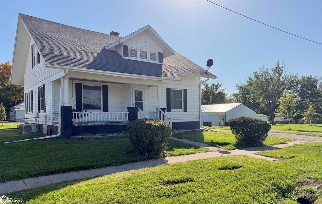 Photo of 106 W Ames Street, Russell, IA 50238 (MLS # 6343550)