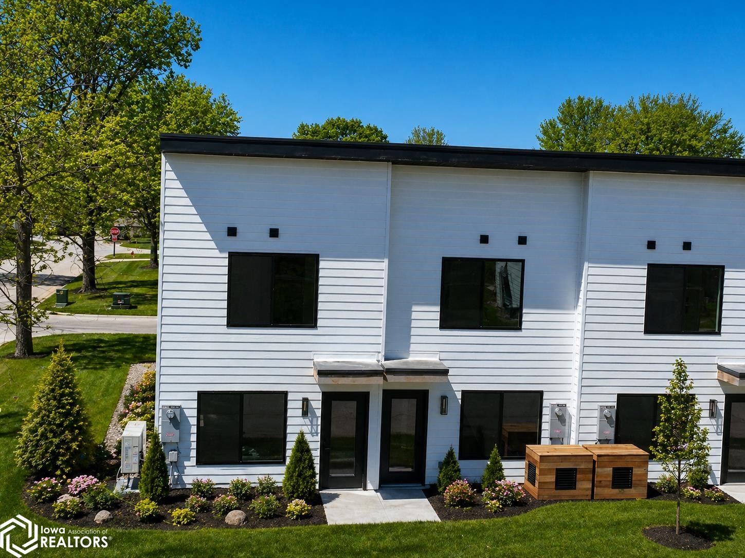 322 S 11th - Photo 3