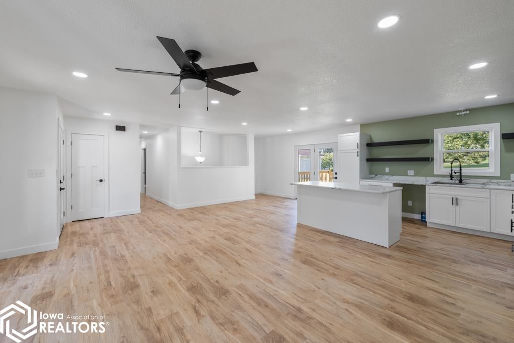 Photo of 1109 W Van Buren, Centerville, IA 52544 (MLS # 6342340)