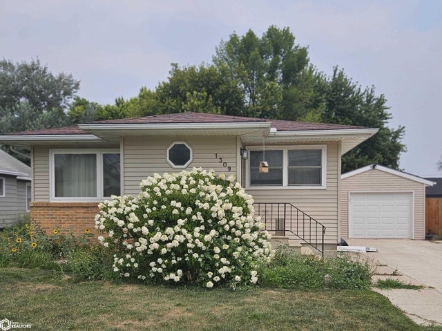 1309 E Elm Street