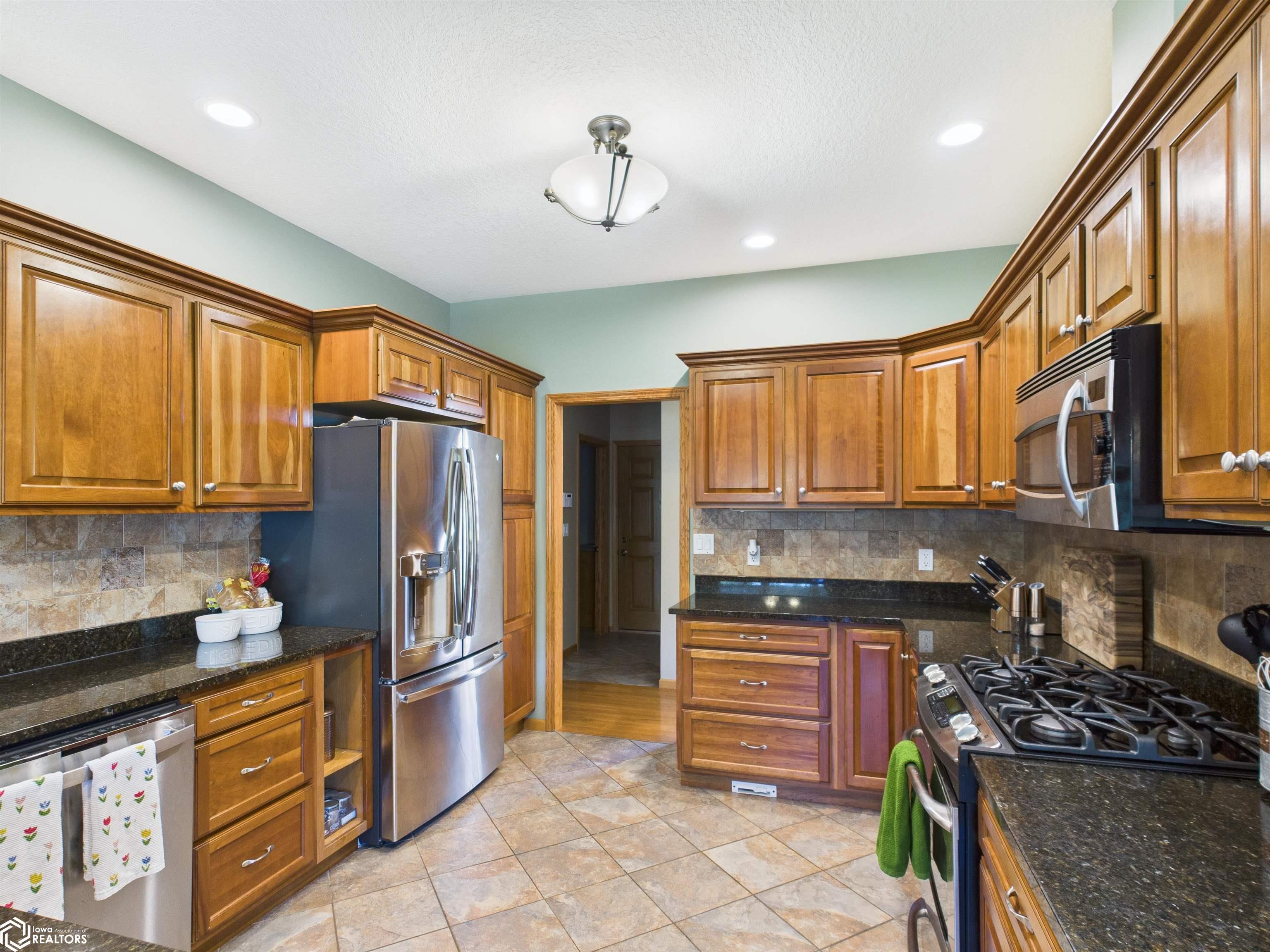 4 Bear Creek Estates Drive