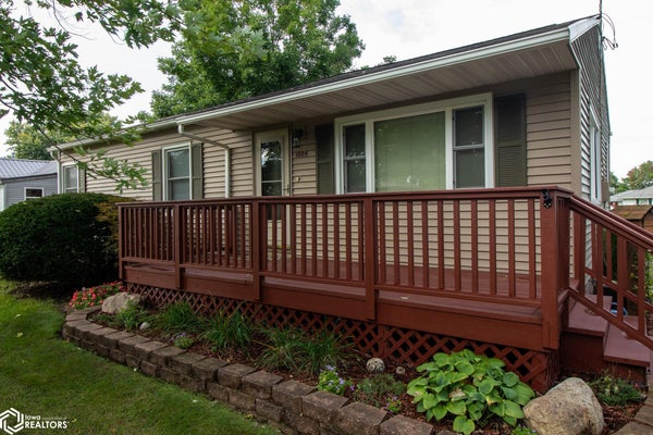 1005 GLENWOOD AVE, OTTUMWA, IA 52501 - Image 3f40bf7831d4c052d046aec8ba44a627/813650443