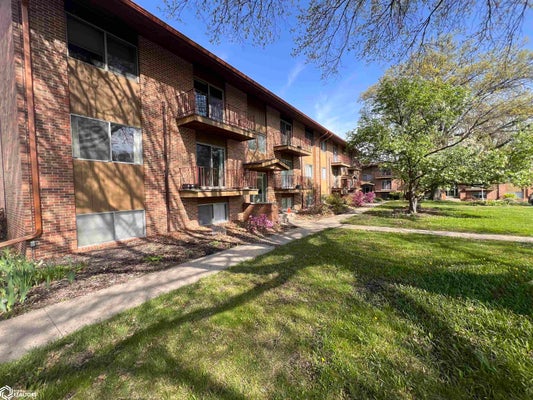 406 N D ST, FAIRFIELD, IA 52556 - Image 3f6a71aafbfb70e6effc0f70fb8fe44e/1157954981