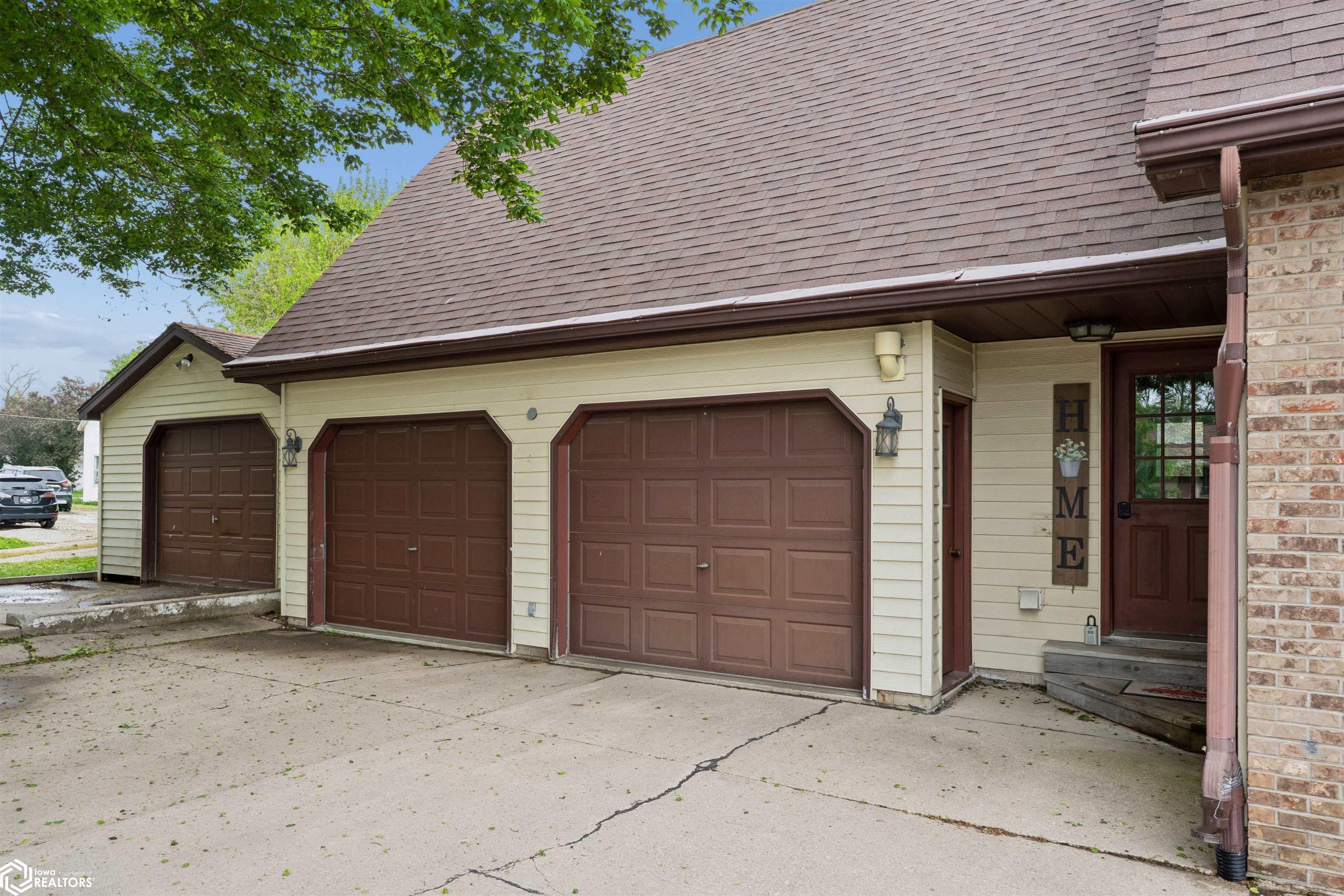 409 4Th Street SW