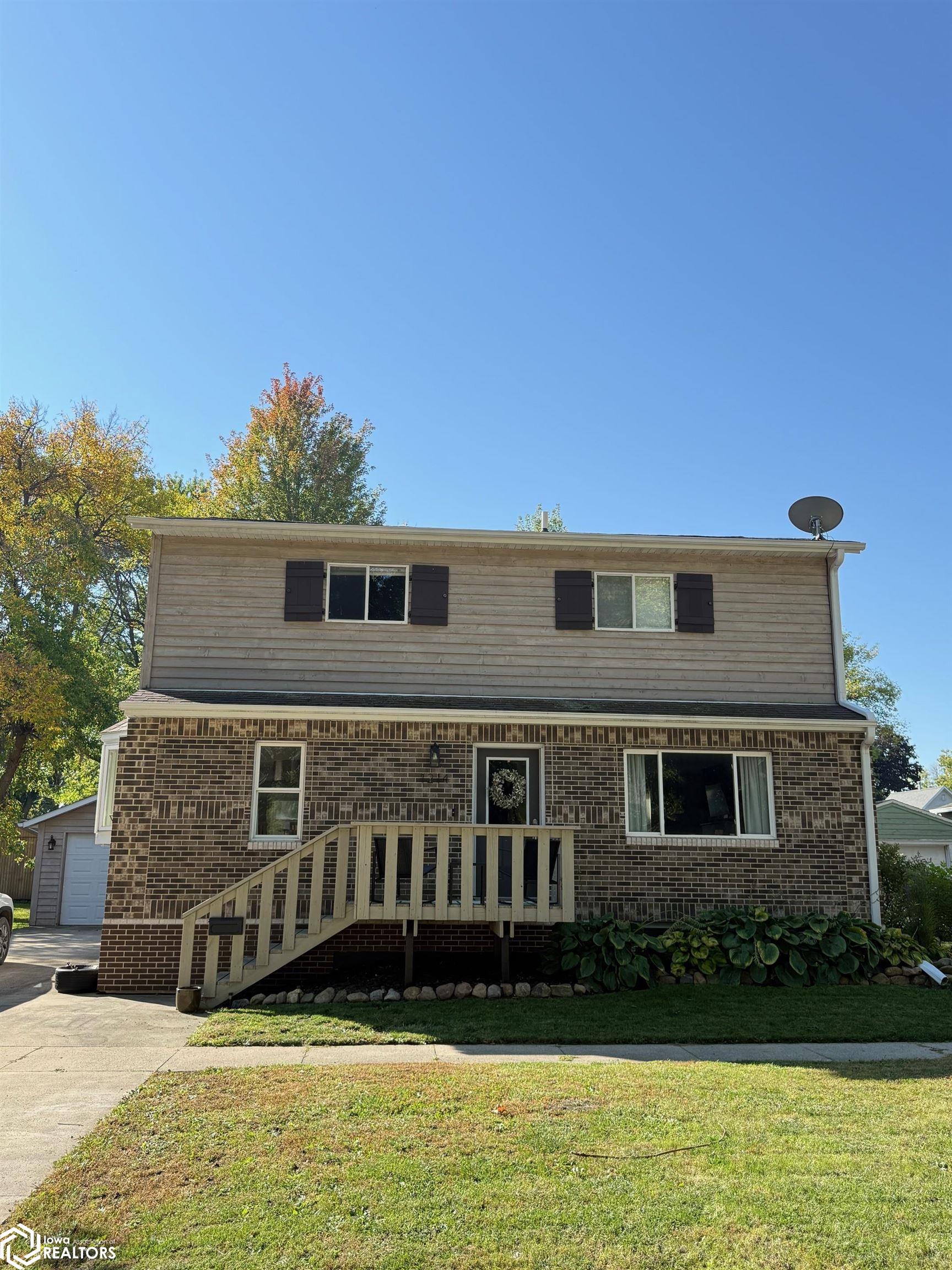Photo 1 of 20 — 1214 E North Street, Algona, IA 50511