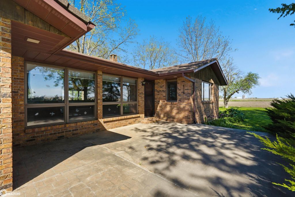 Photo of 1062 James Ave. Ave, Winfield, IA 52659 (MLS # 6337659)